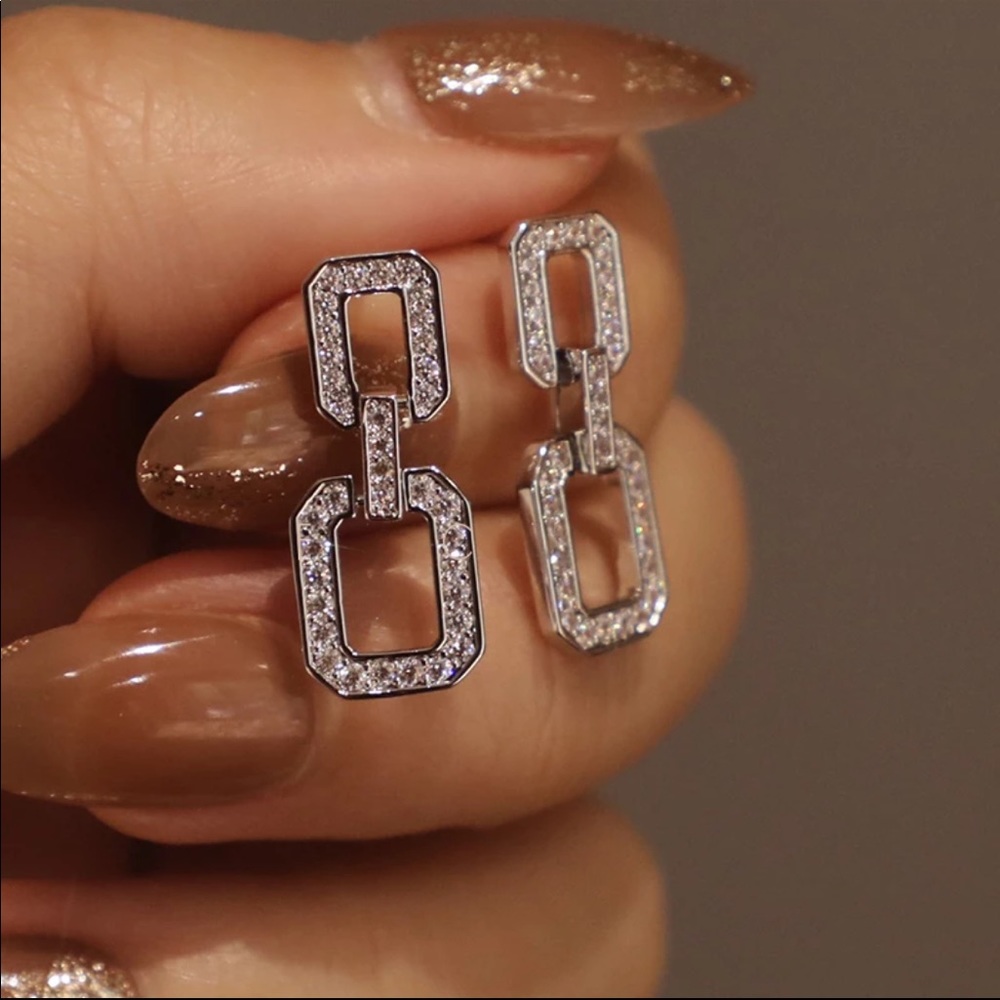 New Women’s 925 Silver Beautiful Diamond Ring